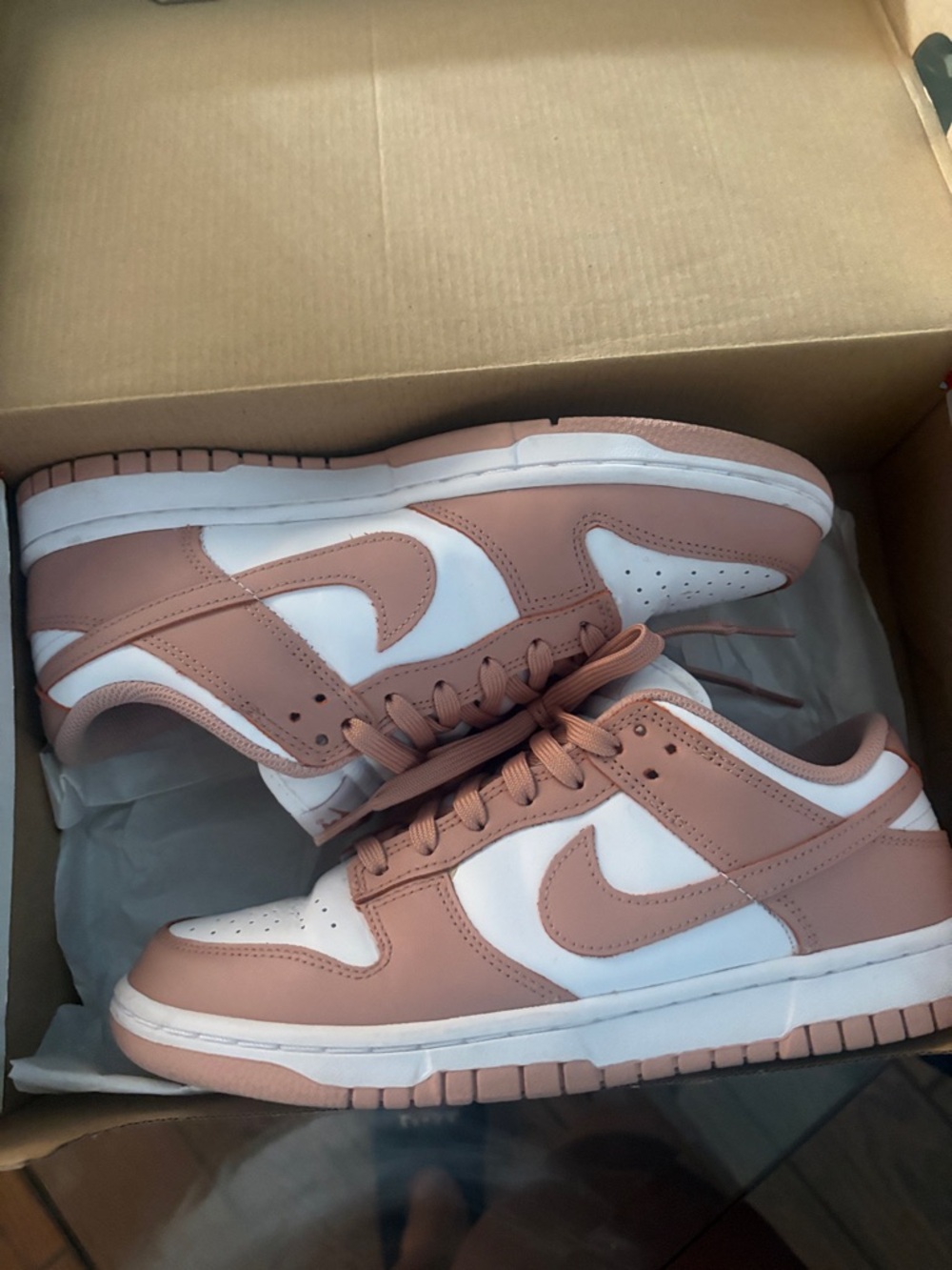 Nike Women’s Sneakers White and Blush Pink